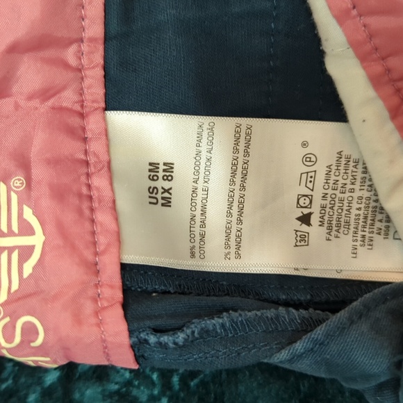 Women's dockers size 6 Blue khaki pants - Picture 2 of 3